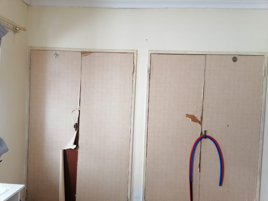 5 Bedroom Property for Sale in Brandwag Free State